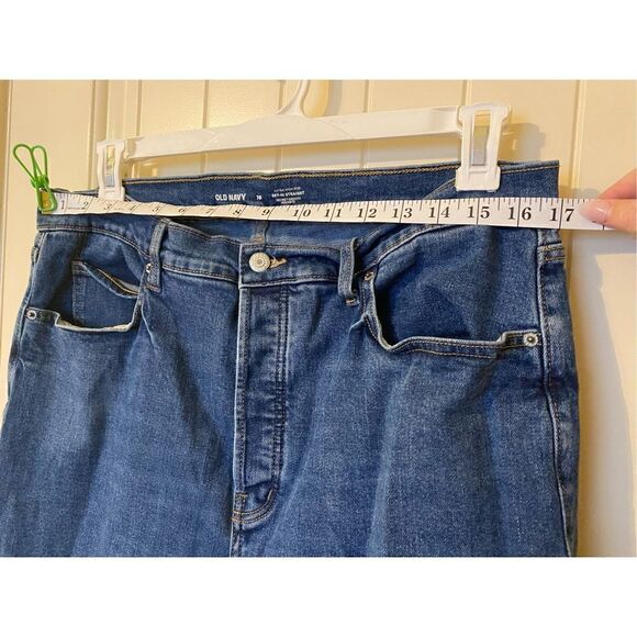 Old Navy Sky-Hi Straight Button Fly Medium Wash Jeans - Size 16 - Picture 8 of 10